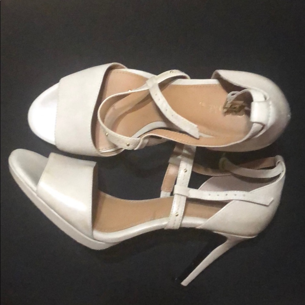 Calvin Klein size 8 sandal
